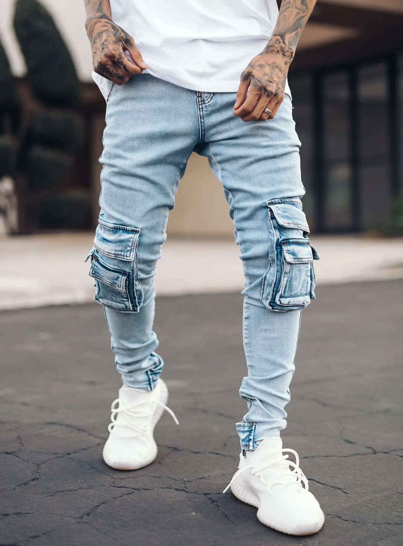 Cargo Jeans V4 in Washed Light Blue