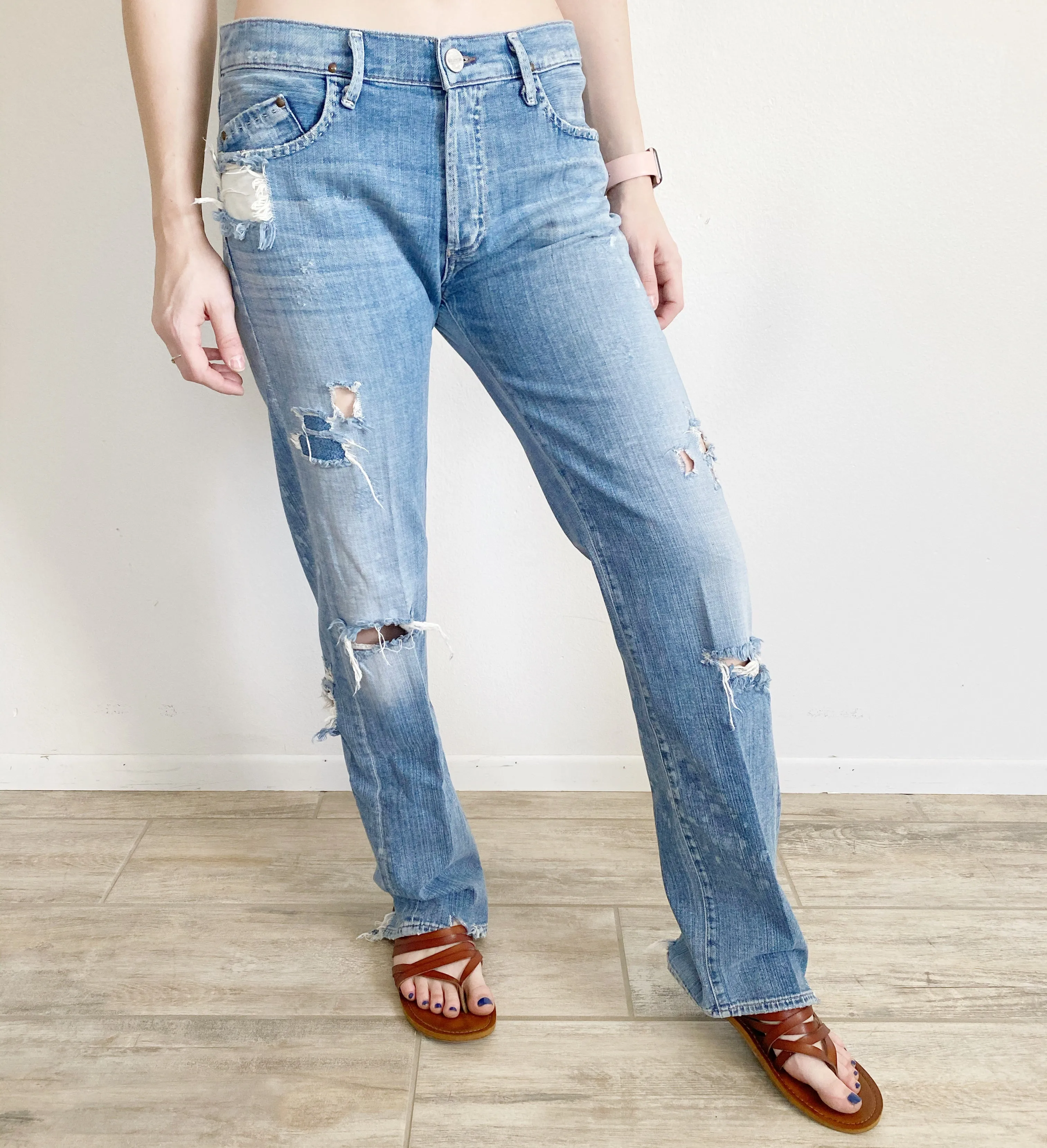 Goldsign Vintage Distressed Jeans 26