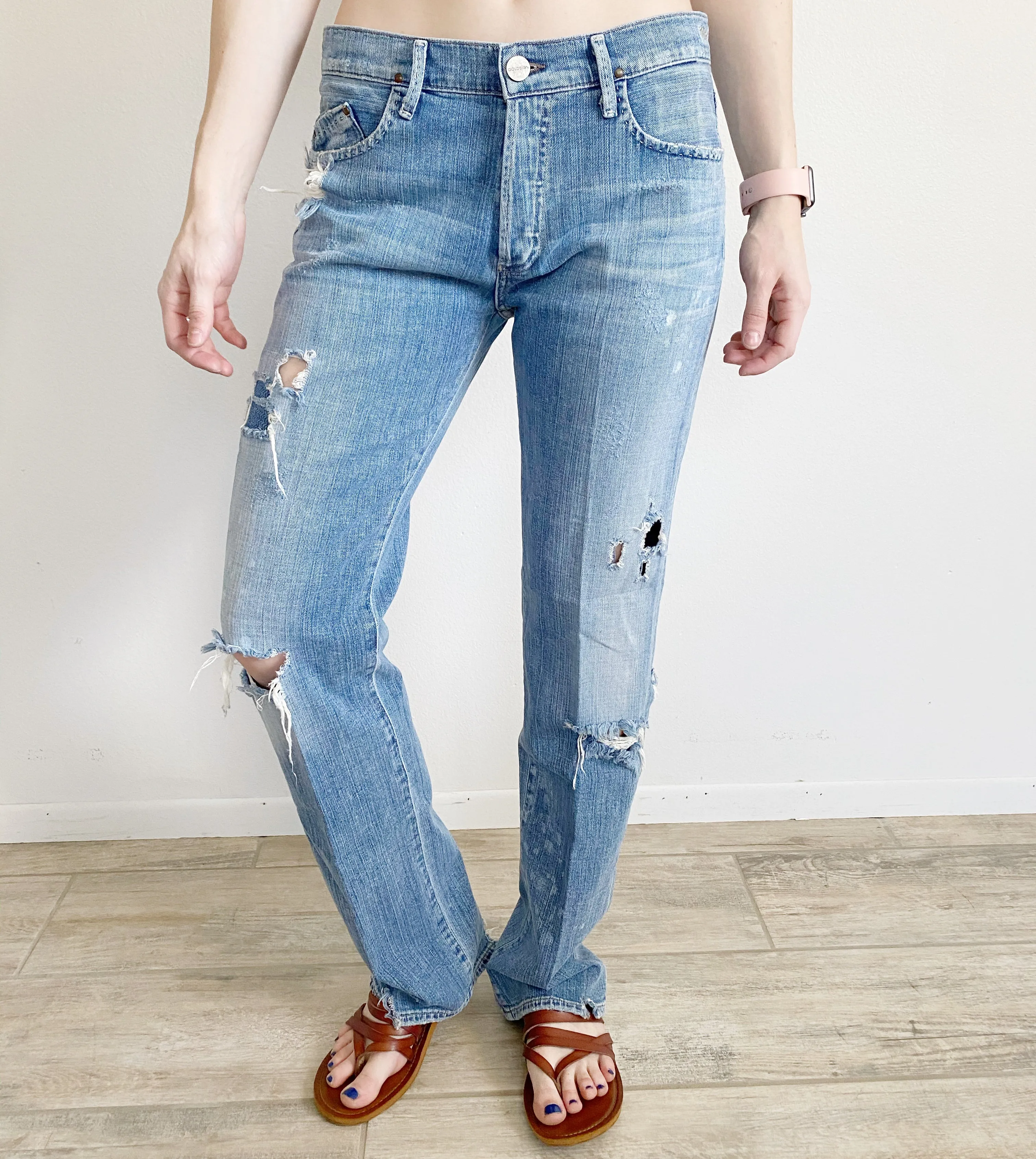 Goldsign Vintage Distressed Jeans 26