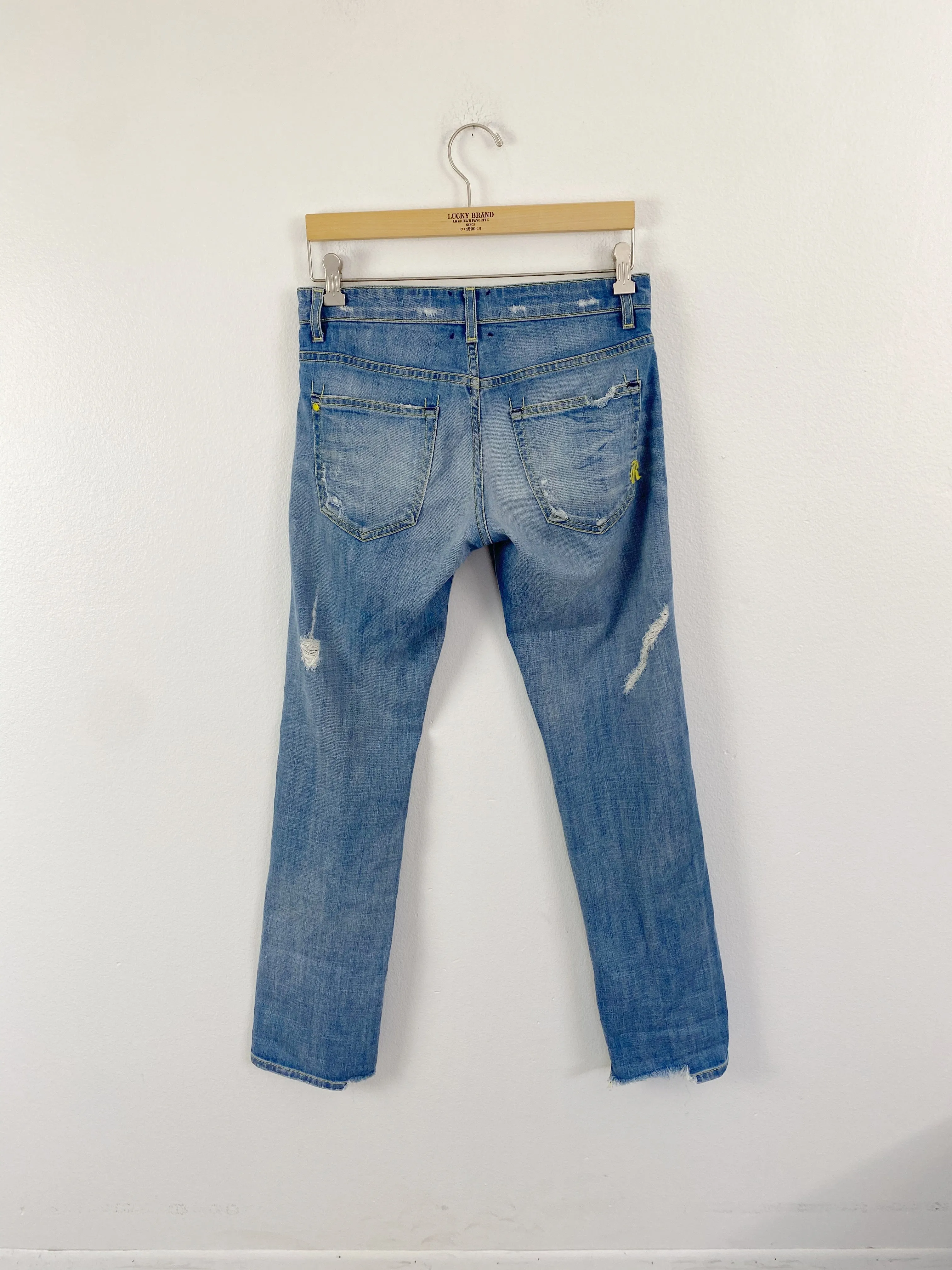 Rich & Skinny distressed light wash Jeans 26